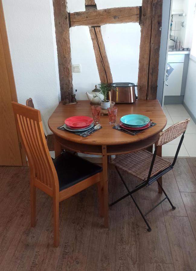 Fewo - Charmante 2 Zimmer Wohnung Mitten In Markdorf Exteriör bild